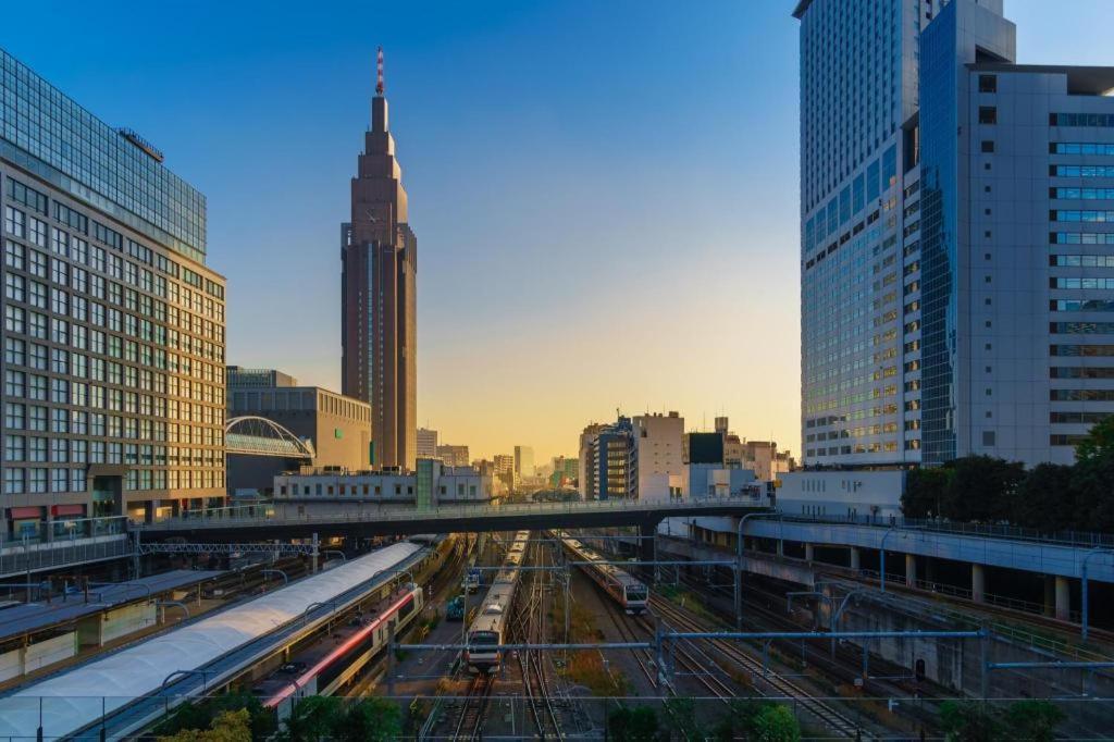 Tokyo Business Hotel Экстерьер фото