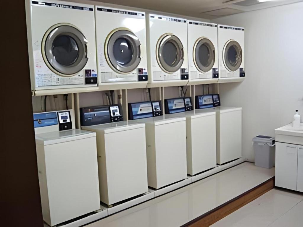 Tokyo Business Hotel Экстерьер фото